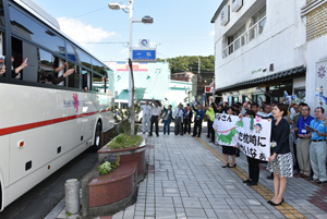 稚内市民訪問団をお見送り