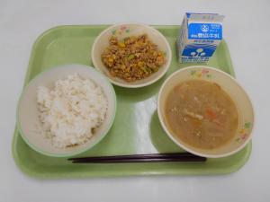 給食写真（４月30日）