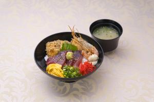 五条（大トロ丼）